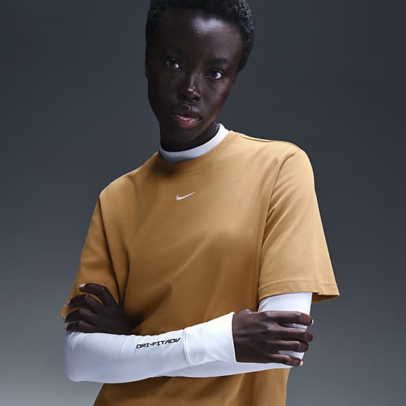 Womens Short Sleeve Shirts. Nike.com